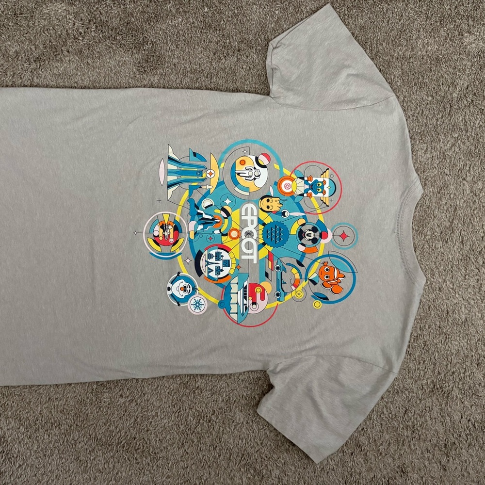 New Epcot Reimagined Disney Parks T-Shirt Size Small Unisex - Picture 5 of 5